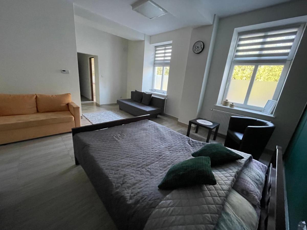 Apartamenty Trzciana Rzeszow Bagian luar foto